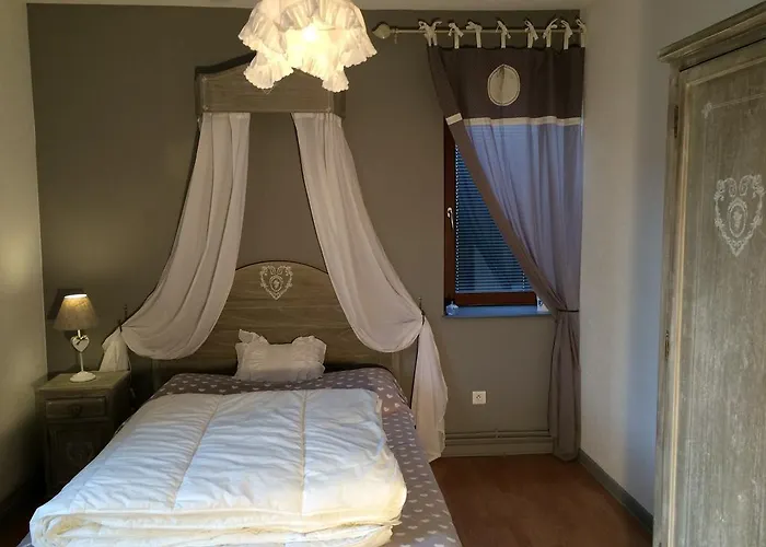 Des 3 Chateaux * 希伯维列